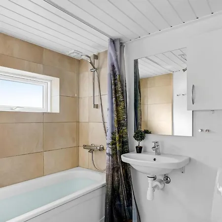 Gorgeous Home In Nykobing M With Wifi *