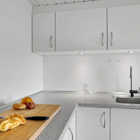 Gorgeous Home In Nykobing M With Wifi 度假居 *